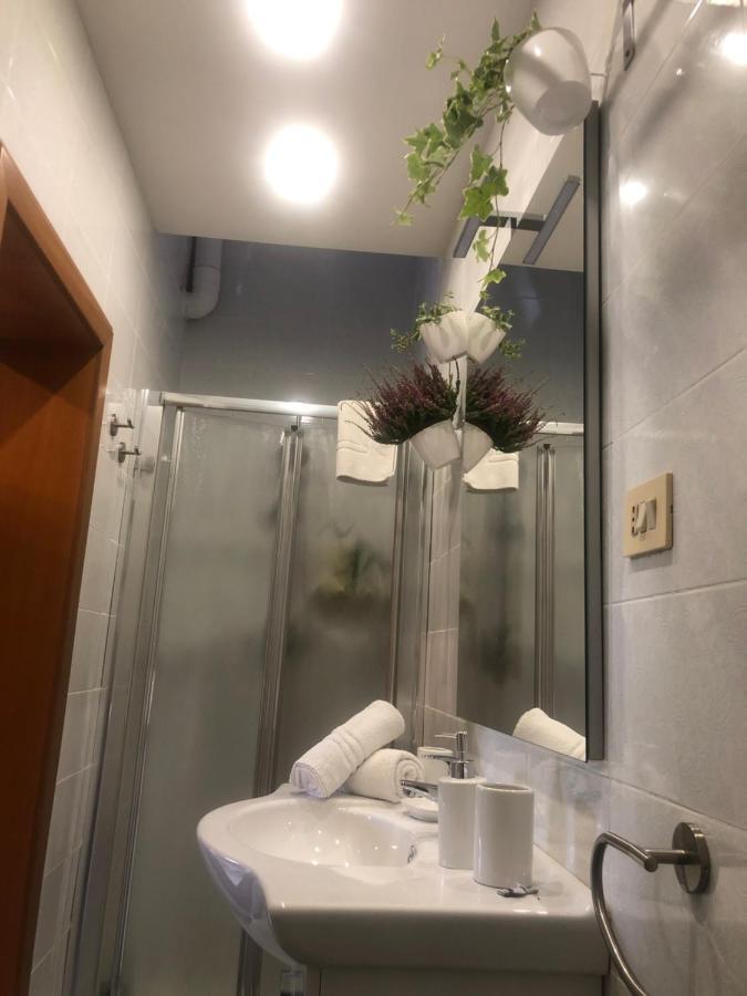 Lu Ninni 莱切 外观 照片